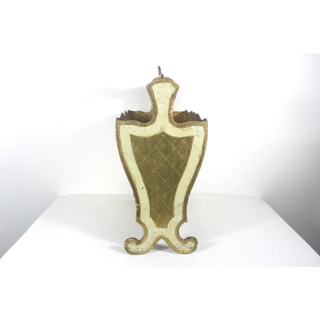 Vintage Italian Florentine Gilded Gilt Wood Magazine Rack Holder For Sale - Image 11 of 12
