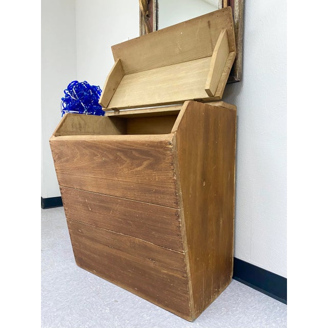 19th C Primitive Weathered Grain Bin / Console Table For Sale - Image 16 of 17