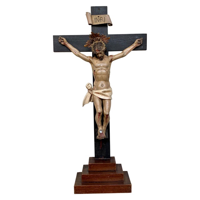 Early 20th Century Art Decò Hand Carved Wooden Crucifix with Stunning Bronze Corpus of Christ For Sale - Image 15 of 18