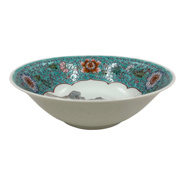 Mid 20th-Century Chinese Famille Rose Porcelain Bowl For Sale