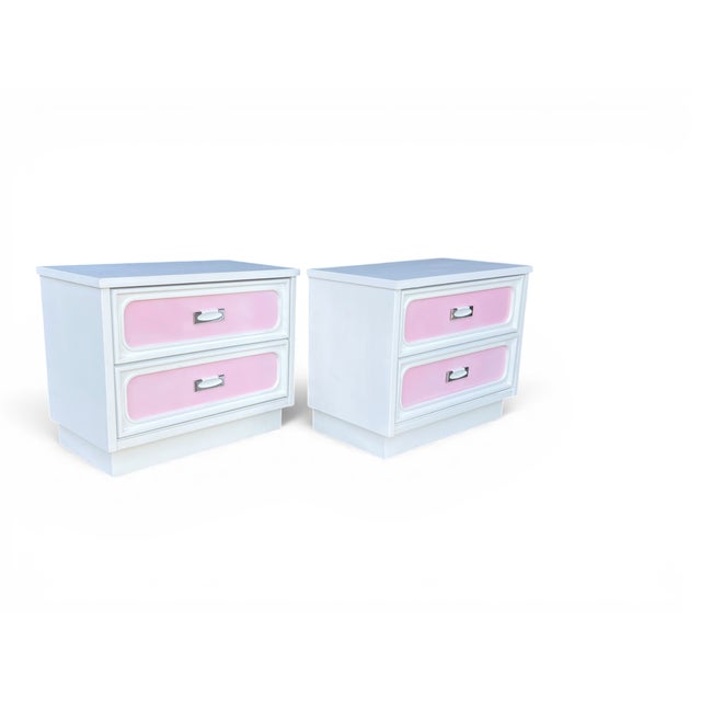 Mid-Century Modern Restored Mid-Century Modern White & Blush Pink Nightstands – A Pair For Sale - Image 3 of 9