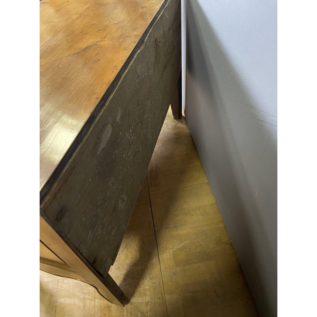 Louis XV Chest of Drawers in Walnut For Sale - Image 4 of 12