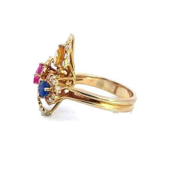 Sapphire Diamond Gold Ring 18k Yellow Floral 3 Stone Halo Style For Sale - Image 4 of 6