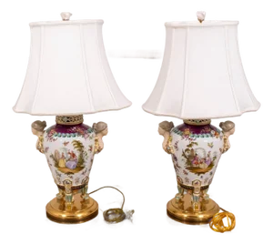 1950s Pair of Dresden Style Urn-Shaped Hand Gilt Porcelain Table Lamps