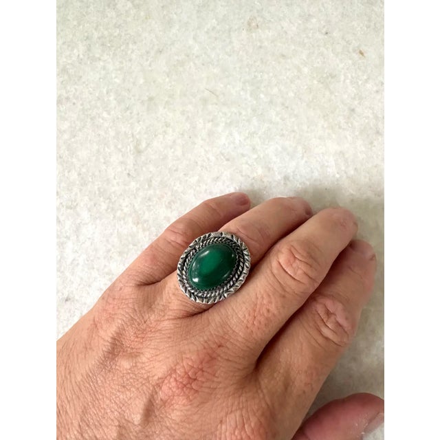 American Vintage Sterling Silver and Malachite Ring, Size 8 For Sale - Image 3 of 5