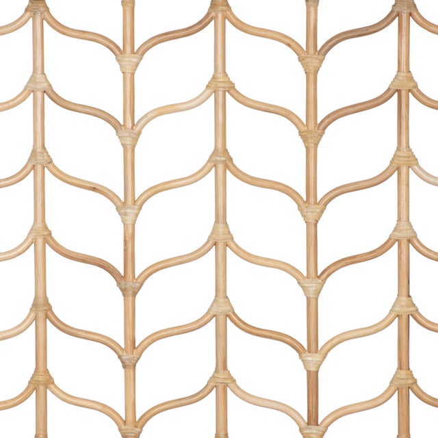 Infuse your bedroom with the coastal charm of our beautifully crafted Ivy bed. Expertly crafted from natural rattan with...