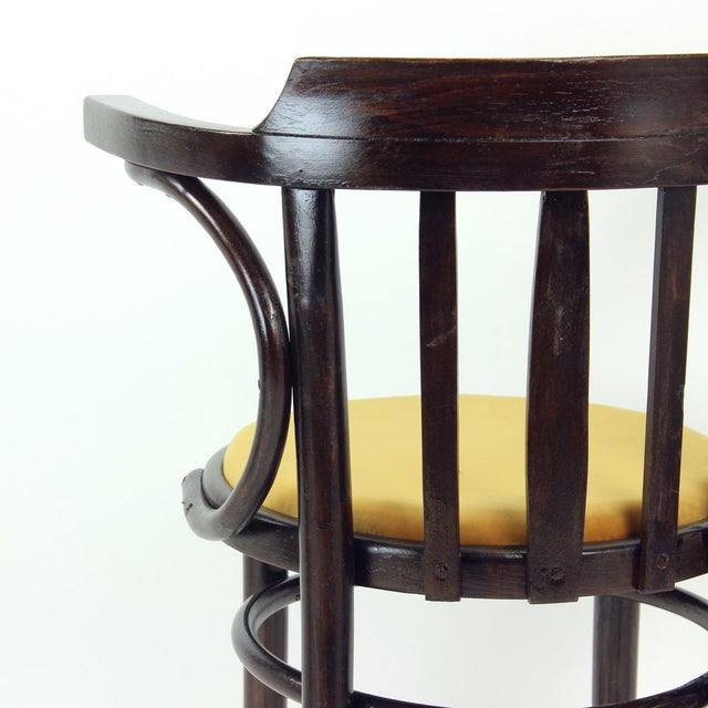 Bentwood Armchair from Ton, Czechoslovakia, 1950s For Sale - Image 9 of 14