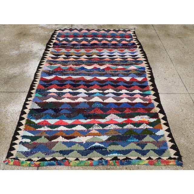 Galerie Shabab Collection Mid-20th Century Persian Flatweave Kilim Rug For Sale - Image 4 of 9