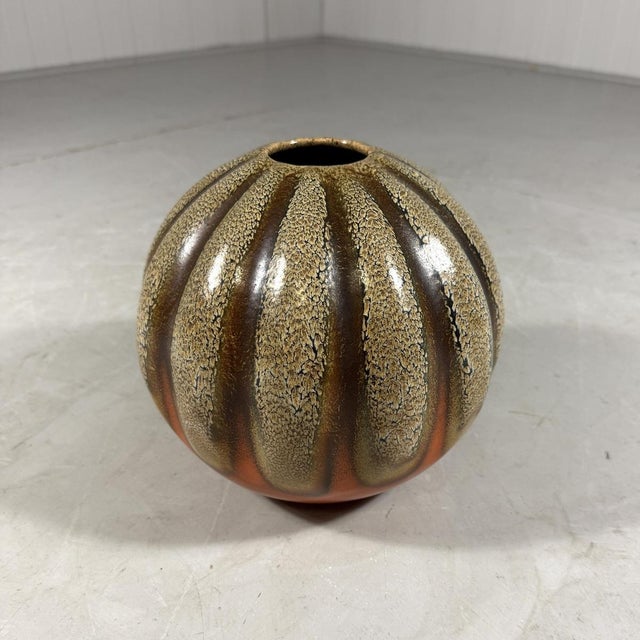 Beautiful ceramic vase, model pumpkin by Leendert Johan Muller (1879-1969) for Plazuid Gouda = N.V. Koninklijke...