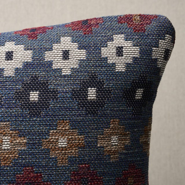 This pillow features Ayumi Performance with a knife edge finish. Ayumi Performance in russet is a stain-resistant, high-...