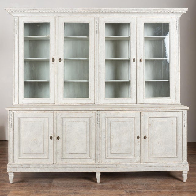 Gustavian (Swedish) 19th Century Large White Gustavian Style Pine Bookcase Display Cabinet With Glass Doors For Sale - Image 3 of 15