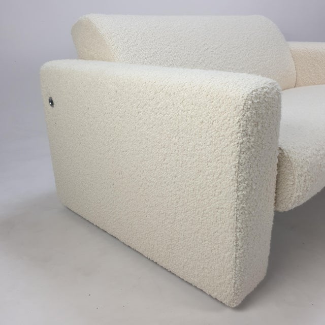 1980s Model 691 Two-Seat Bench in Bouclé Fabric from Artifort, 1980s For Sale - Image 5 of 9
