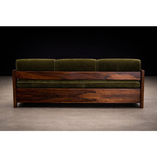 1960s Brazilian Modern Two-in-One Rosewood Sofa & Daybed in Deep Olive Mohair, Celina For Sale - Image 5 of 16