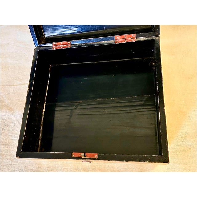 Vintage Japanese Gold Lacquered Wood Box For Sale - Image 14 of 15