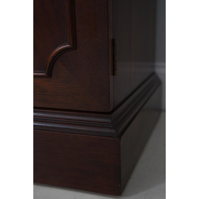 Stickley Mahogany Georgian Style Breakfront Bookcase For Sale - Image 10 of 18