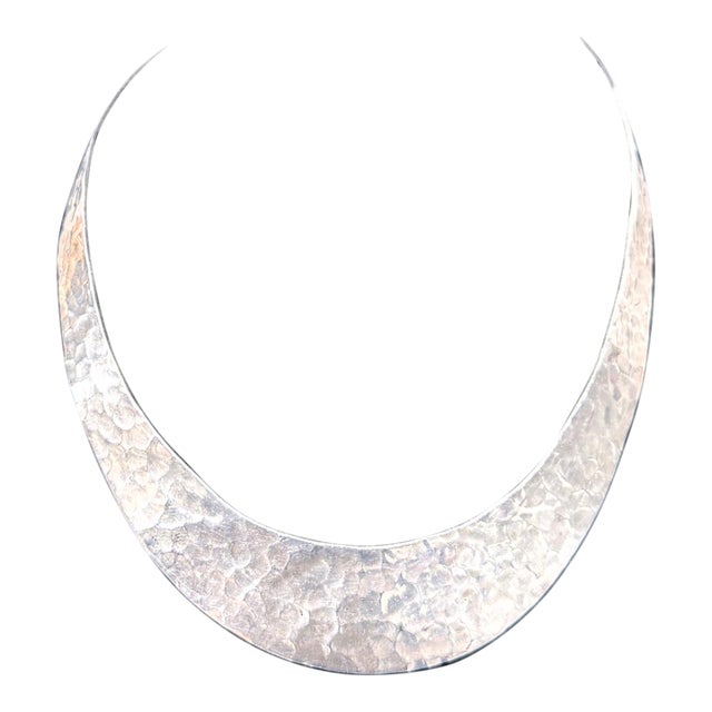 1970s Mexican Hand Hammered Silver Torc Collar Necklace For Sale