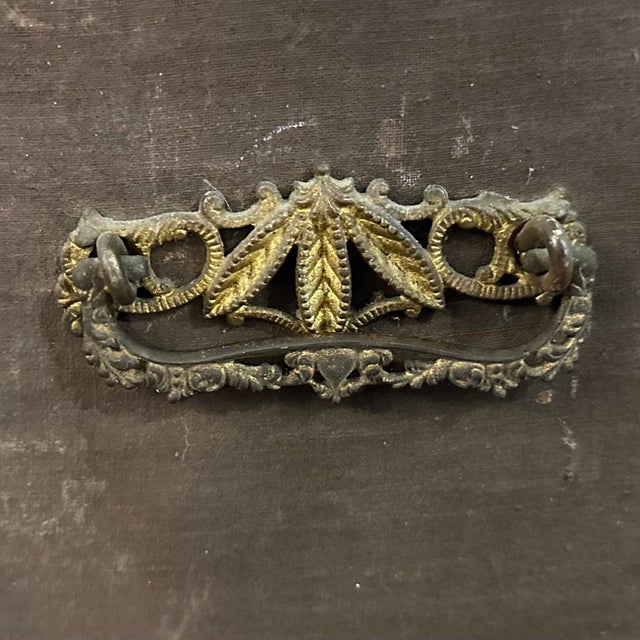 Late 19th Century Child’s Trunk With Interior Decoration For Sale - Image 4 of 9