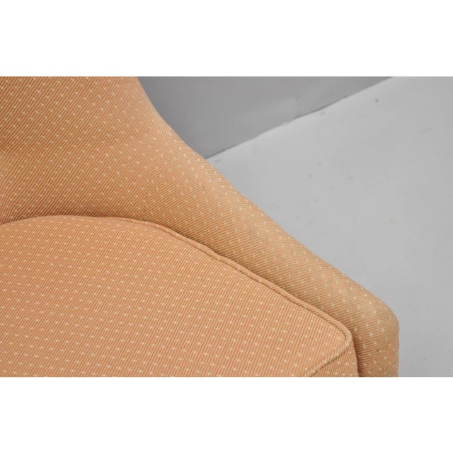 Wood Mid Century Modern Walnut Lounge Chair Attr. T H Robsjohn Gibbings for Widdicomb For Sale - Image 7 of 18