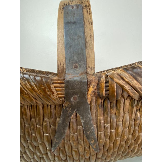 Wood Mid-Century Chinese Woven Reed Basket, 1950s For Sale - Image 7 of 18