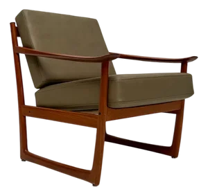 Vintage Danish Teak Lounge Chair FD 130 by Peter Hvidt & Orla Mølgaard-Nielsen for France & Daverkosen, 1960s