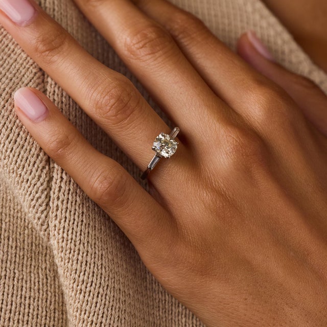 1950s Mid Century Gia 1.80 Carat Diamond Platinum Engagement Ring, Size 7.5 For Sale - Image 5 of 6