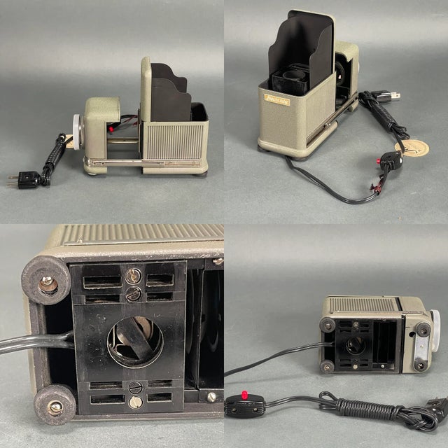 Metal Vintage 50s Deadstock Sda Toho Slide Projector Tokor Lens With Case + Extras, Japan For Sale - Image 7 of 13