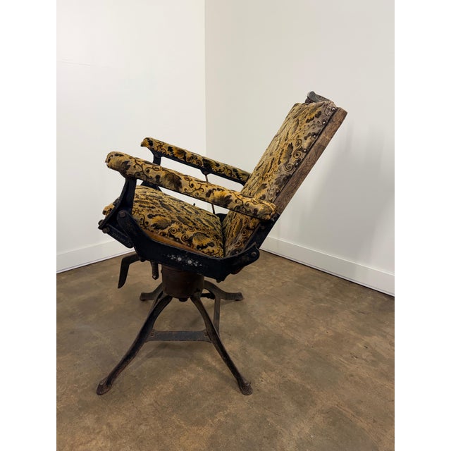 Rare Bigelow St. Louis Mechanical Barber / Medical Chair, Circa 1890–1905 For Sale - Image 17 of 18