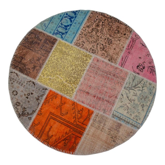 Earthy Colors Turkish Round Rug Hand Knotted Handstitched Living Room Entry Decor - 4'11" Diameter For Sale