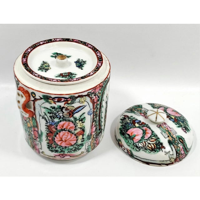 Vintage Chinese Rose Medallion Porcelain Tea Canister With Phoenixes Butterflies and Pink Flowers For Sale In Miami - Image 6 of 12