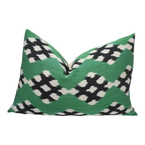 Contemporary Handmade Luxury Green Silk Throw Pillow With Down Feather Insert