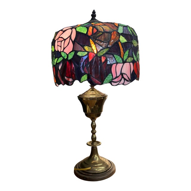 Late 20th Century Tiffany-Style Stained Glass Lamp For Sale