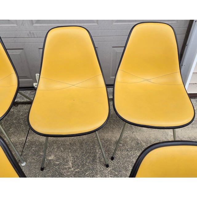 Black and Ochre Herman Miller Chairs- Set of 10 For Sale - Image 9 of 11
