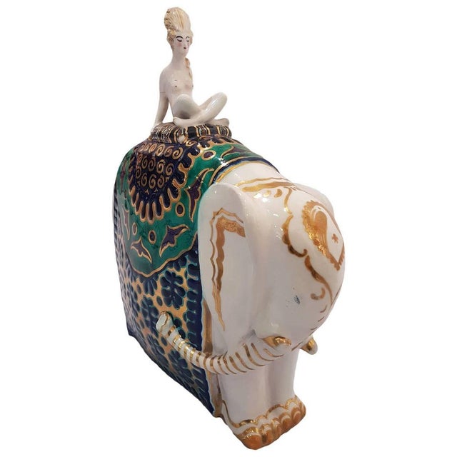 Terracotta maiolicata with gilded decoration. Marked: Francesco Nonni, Scuola di Faenza, 1922. Rare and precious piece of...