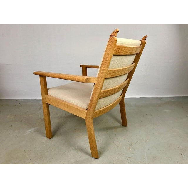 Set of Danish GE-284 Jubilee Lounge Chairs in Oak by Hans J. Wegner for Getama, 2003 For Sale - Image 9 of 14