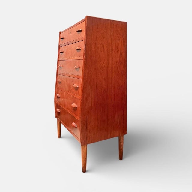 Mid-Century Modern Danish Highboy Dresser with Half-Moon Handle, 1960s For Sale - Image 3 of 8