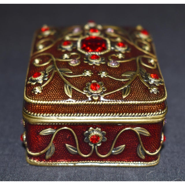 Victorian Vintage Two's Company Jeweled Enamel Trinket Box Burgundy Red Victorian Ornate For Sale - Image 3 of 16