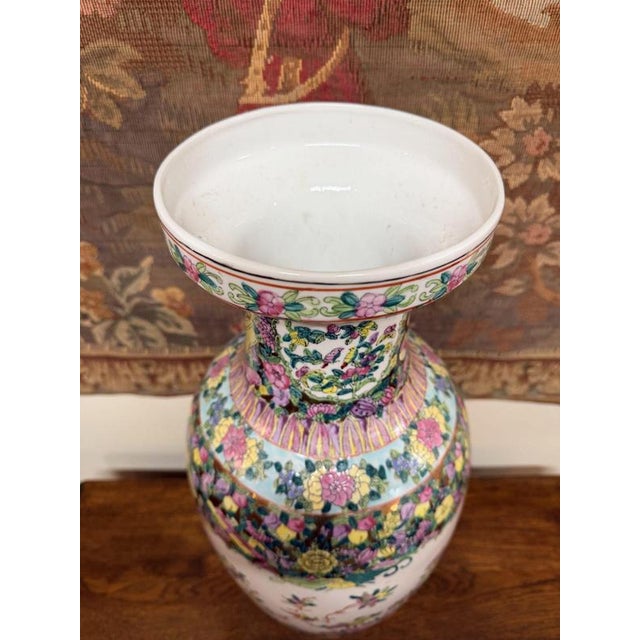 Vintage Hand-Painted Famille Rose Ceramic Vase For Sale - Image 3 of 5