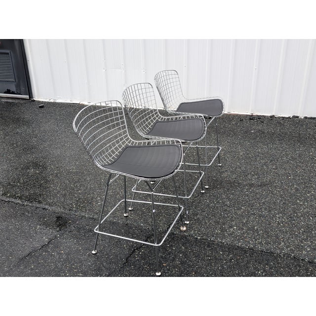 Mid Century Modern Harry Bertoia Style Chrome Wire Metal Bar Stool-Black For Sale In Washington DC - Image 6 of 18