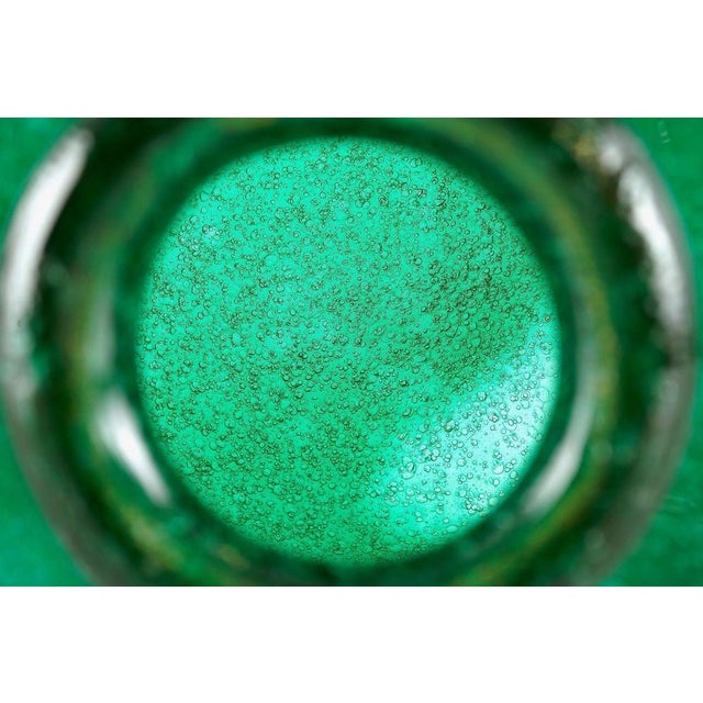 Vintage Emerald Pulegoso Vase with Gold Rim by Livio Seguso for Bisazza, 1993 For Sale - Image 13 of 17