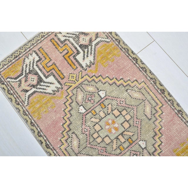 Modern 1960s Modern Traditional Turkish Entryway Rug For Sale - Image 3 of 6