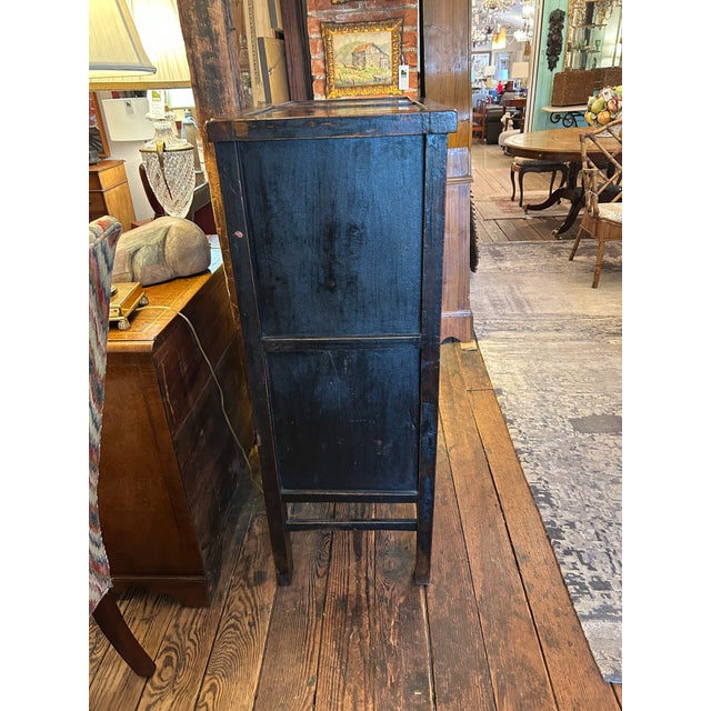 Red Antique Chinoiserie Lacquered Cabinet For Sale - Image 13 of 17