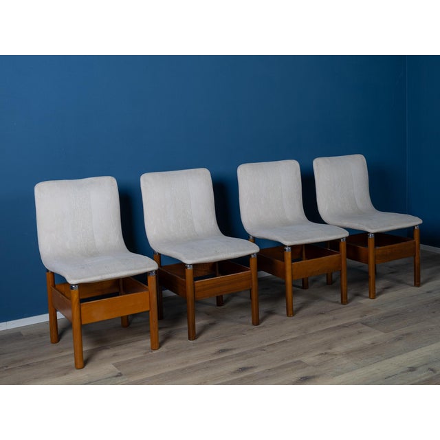Vintage Chairs in Wood and Metal by Vittorio Introini for Saporiti, Italy, 1960s, Set of 4 For Sale - Image 3 of 9