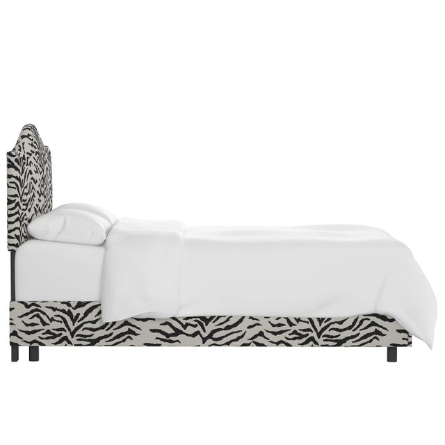 Transitional Kenmore Bed in Cream Black Linen Zebra, Queen For Sale - Image 3 of 7