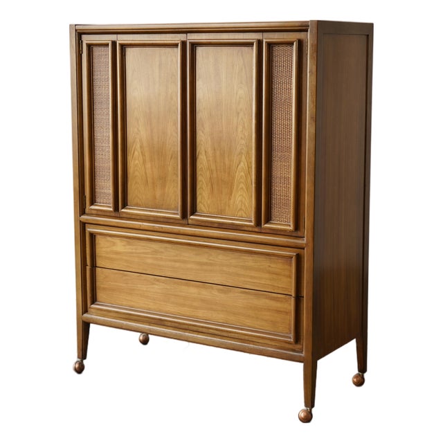 1960s Thomasville Mid-Century Modern Walnut & Cane Gentleman’s Chest / Highboy Dresser For Sale