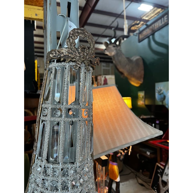 Up for consideration is a beautiful vintage bronze and crystal deer head sconce. This would look lovely in your home, and...