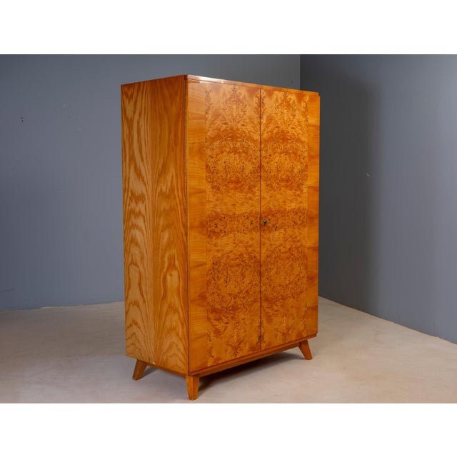 Vintage Wardrobe in Burl Wood Veneer, Czechoslovakia, 1970 For Sale - Image 4 of 18