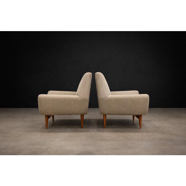 Pair of Brazilian Modern Caviúna Wood Lounge Chairs, Brazil, 1950s For Sale - Image 10 of 12