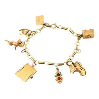 Charms Chain Bracelet Vintage 14k Yellow Gold 7 Assorted pendants For Sale