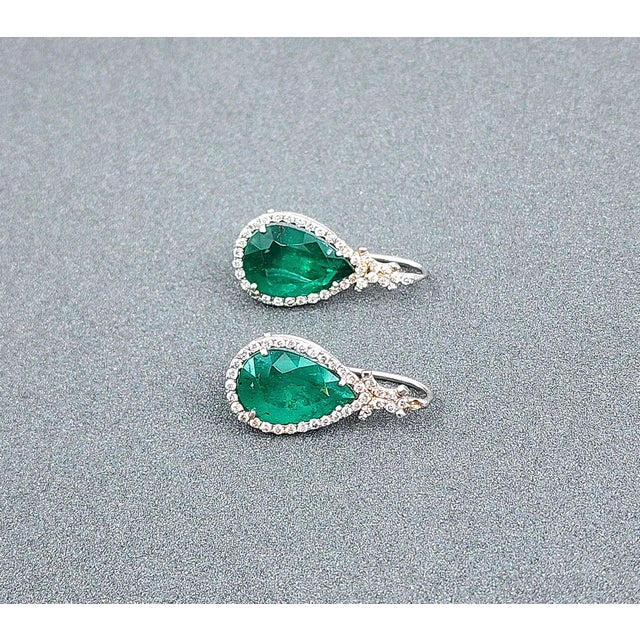 Green 6.22 Ct Natural Pear Shape Emerald Earrings - 2 Pieces For Sale - Image 8 of 9