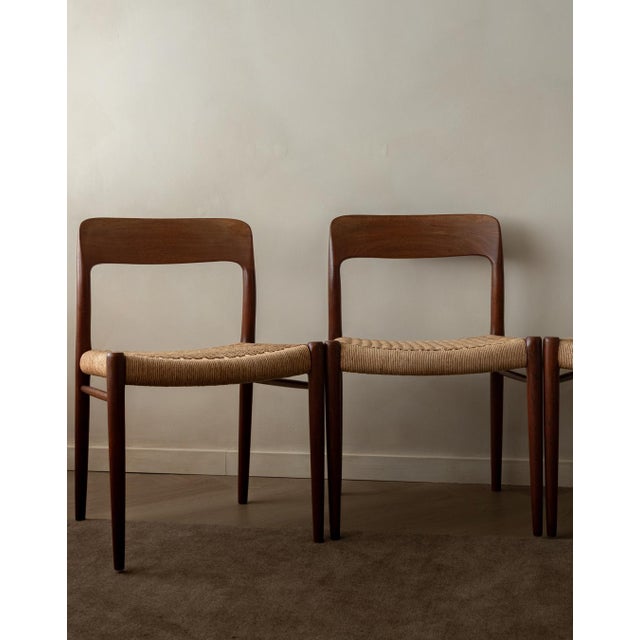 Mid-Century Modern Vintage Danish Model 75 Dining Chairs in Teak by Niels Otto Møller for J.L. Møllers Møbelfabrik, 1950s, Set of 4 For Sale - Image 3 of 18